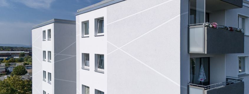 Ein Bild aus der Luft der neuen Fassade des Hauses